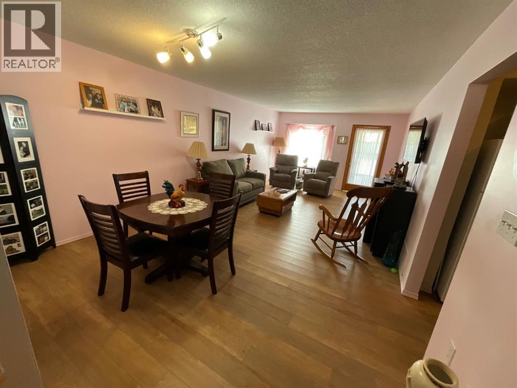 4630 42 Streetcrescent, Red Deer, Alberta  T4N 6Y6 - Photo 4 - A2305558