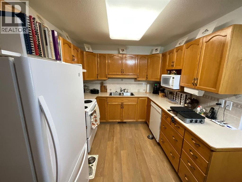 4630 42 Streetcrescent, Red Deer, Alberta  T4N 6Y6 - Photo 6 - A2305558