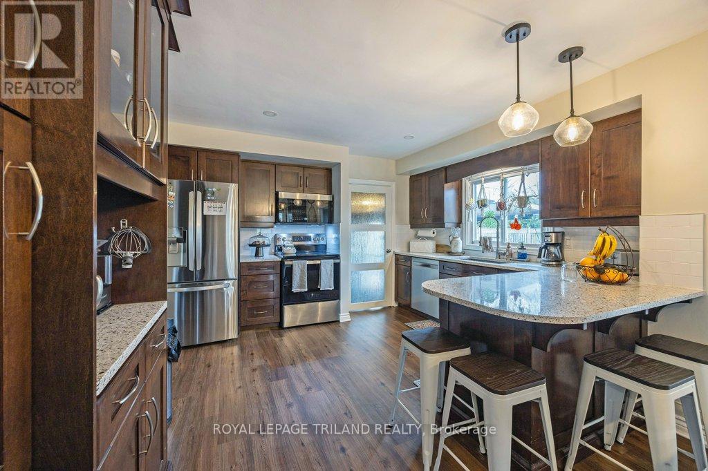 445 Ridout Street S, London South, Ontario  N6C 4A3 - Photo 13 - X13071354