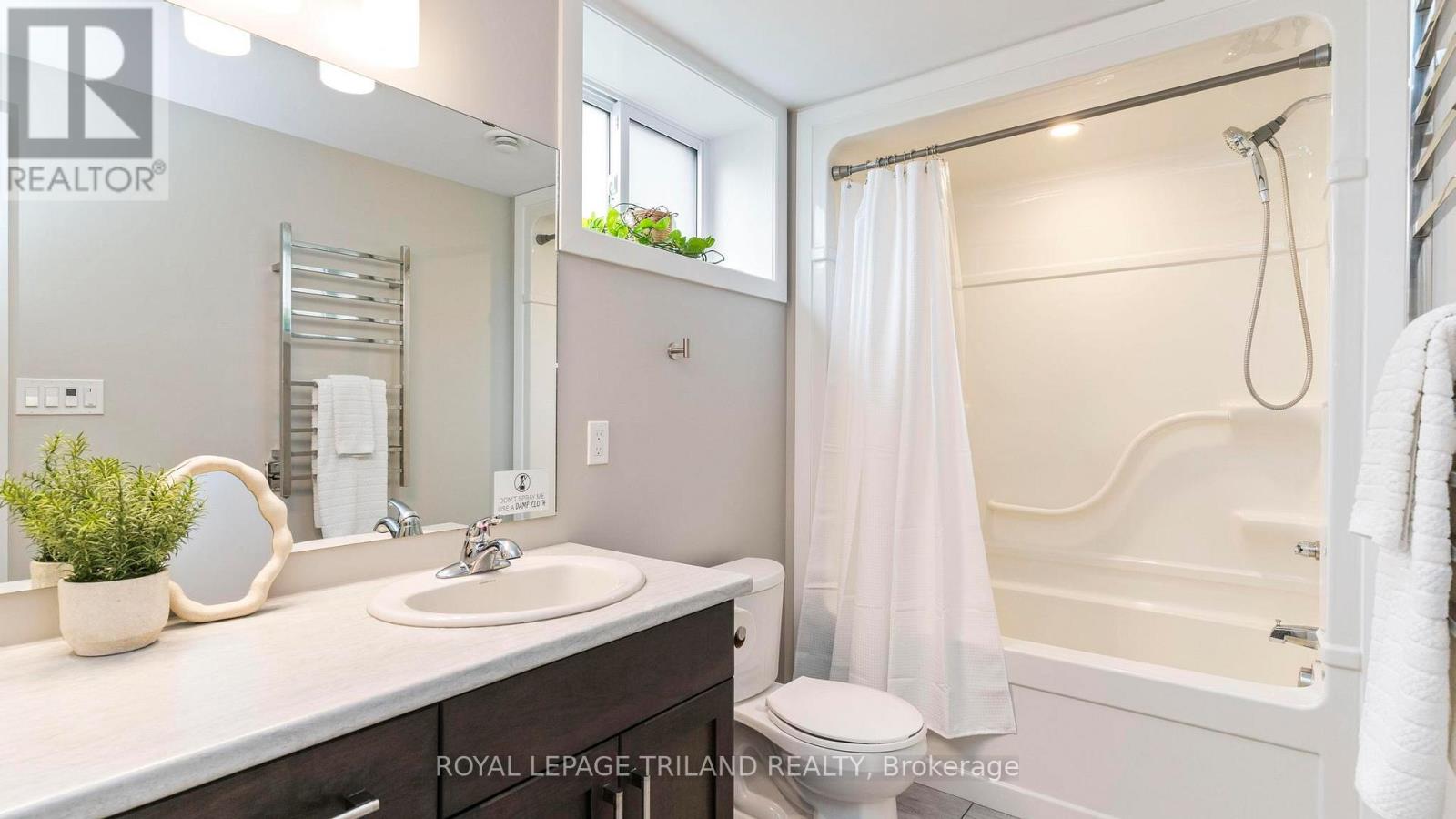 35 Weir Crescent, St. Thomas, Ontario  N5R 0L7 - Photo 24 - X13071374