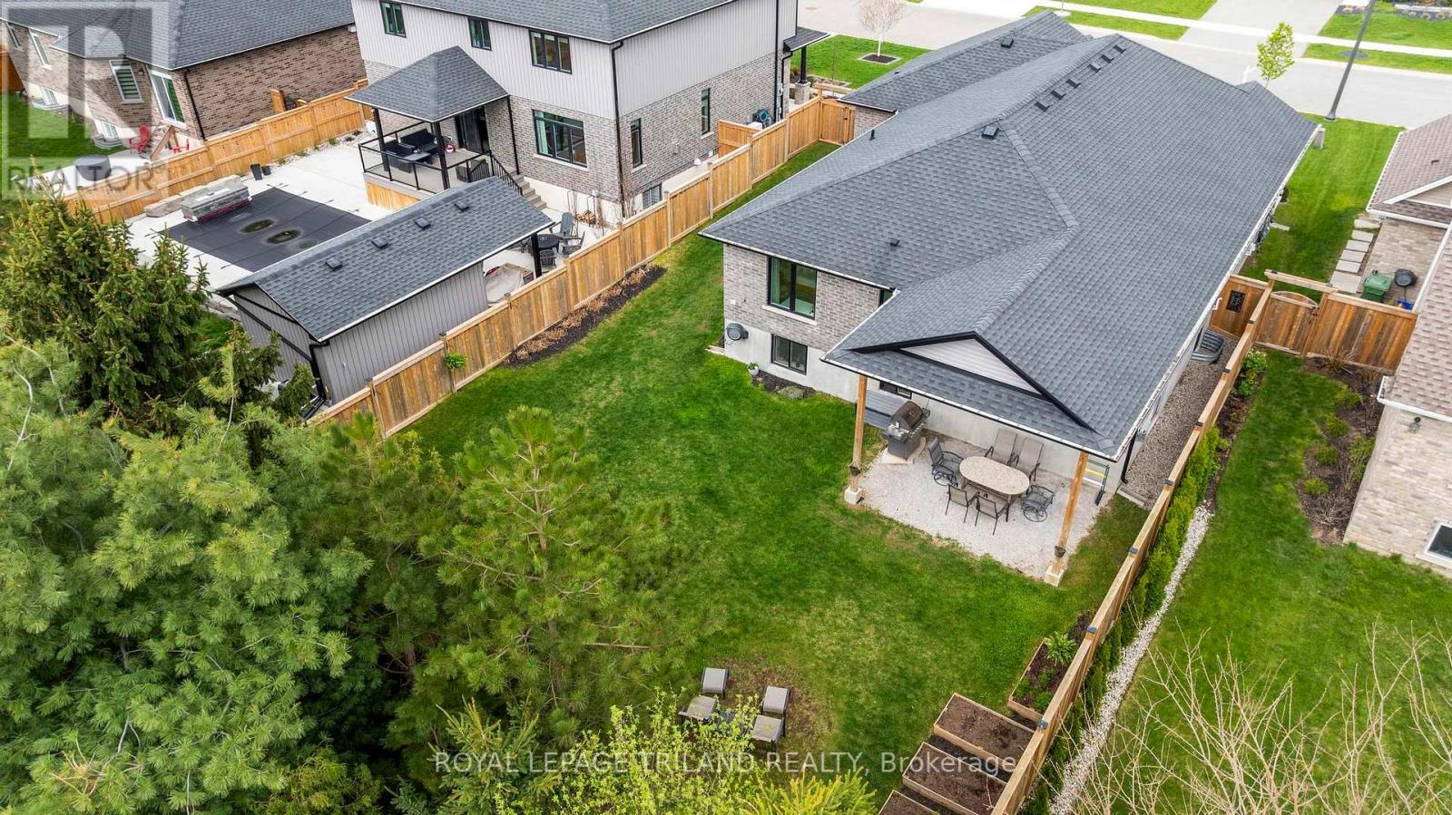 35 Weir Crescent, St. Thomas, Ontario  N5R 0L7 - Photo 29 - X13071374