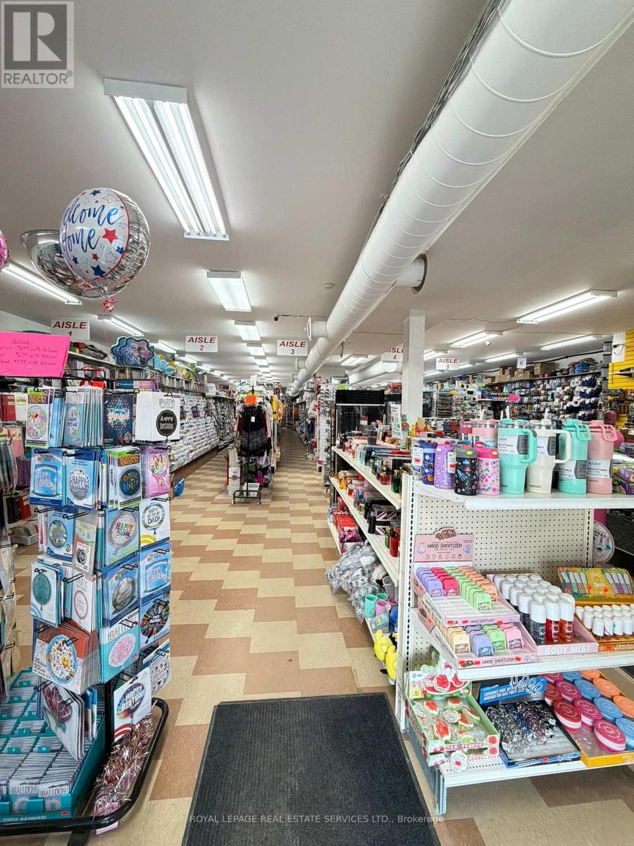 145 Main Street, Prince Edward County, Ontario  K0K 2T0 - Photo 6 - X12090082