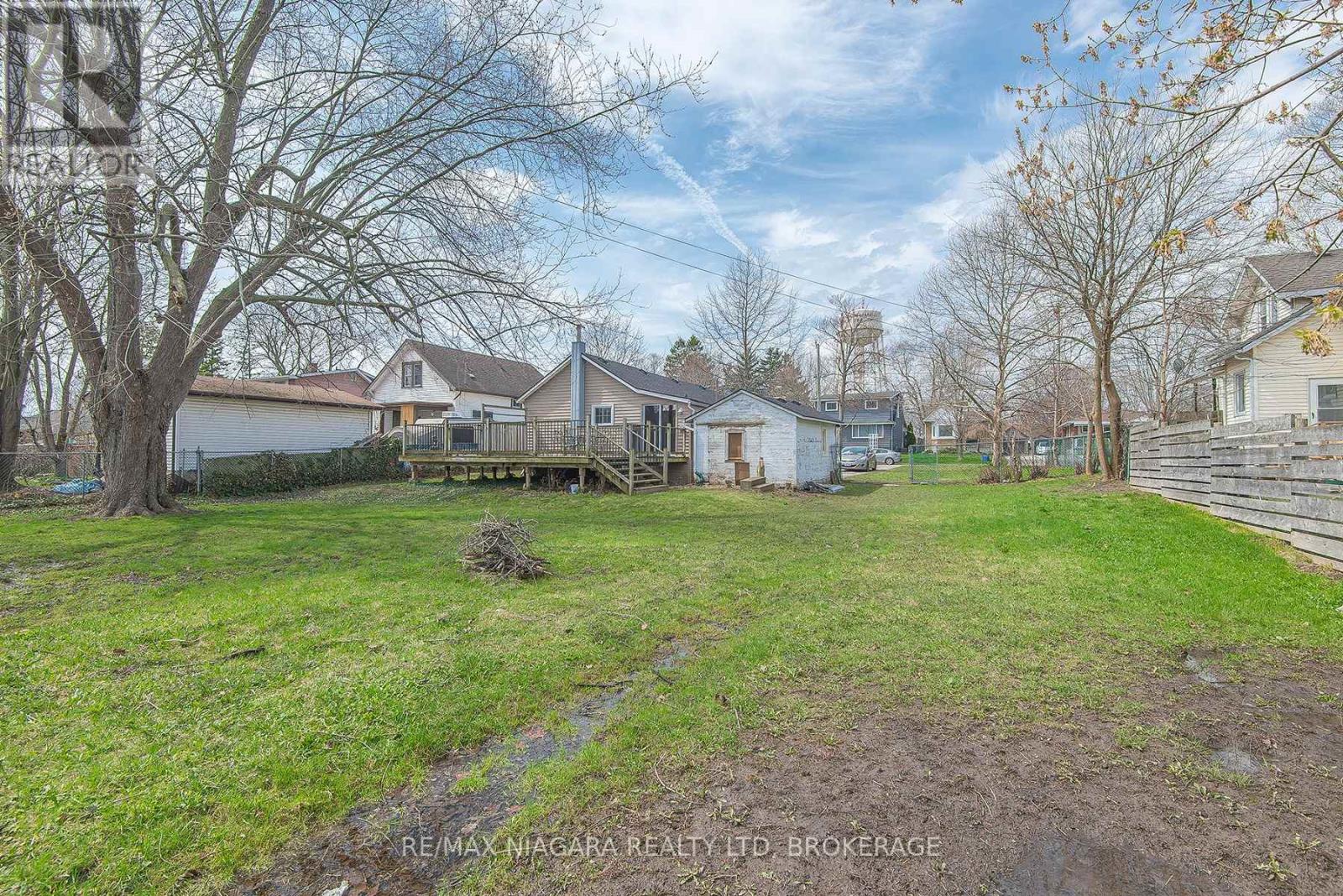 243 North Street N, Fort Erie, Ontario  L2A 3R9 - Photo 30 - X12701192
