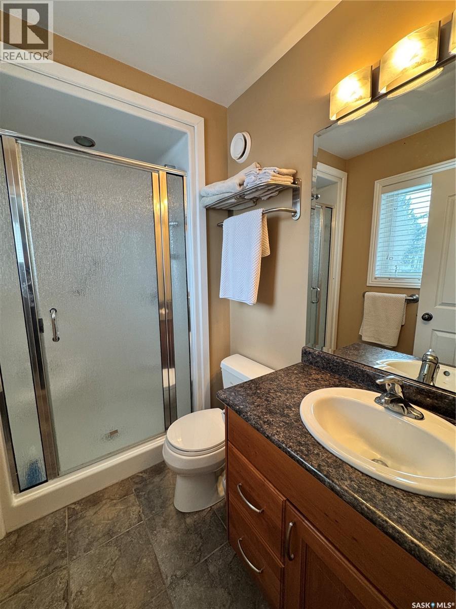 218 5th Avenue E, Biggar, Saskatchewan  S0K 0M0 - Photo 23 - SK034530