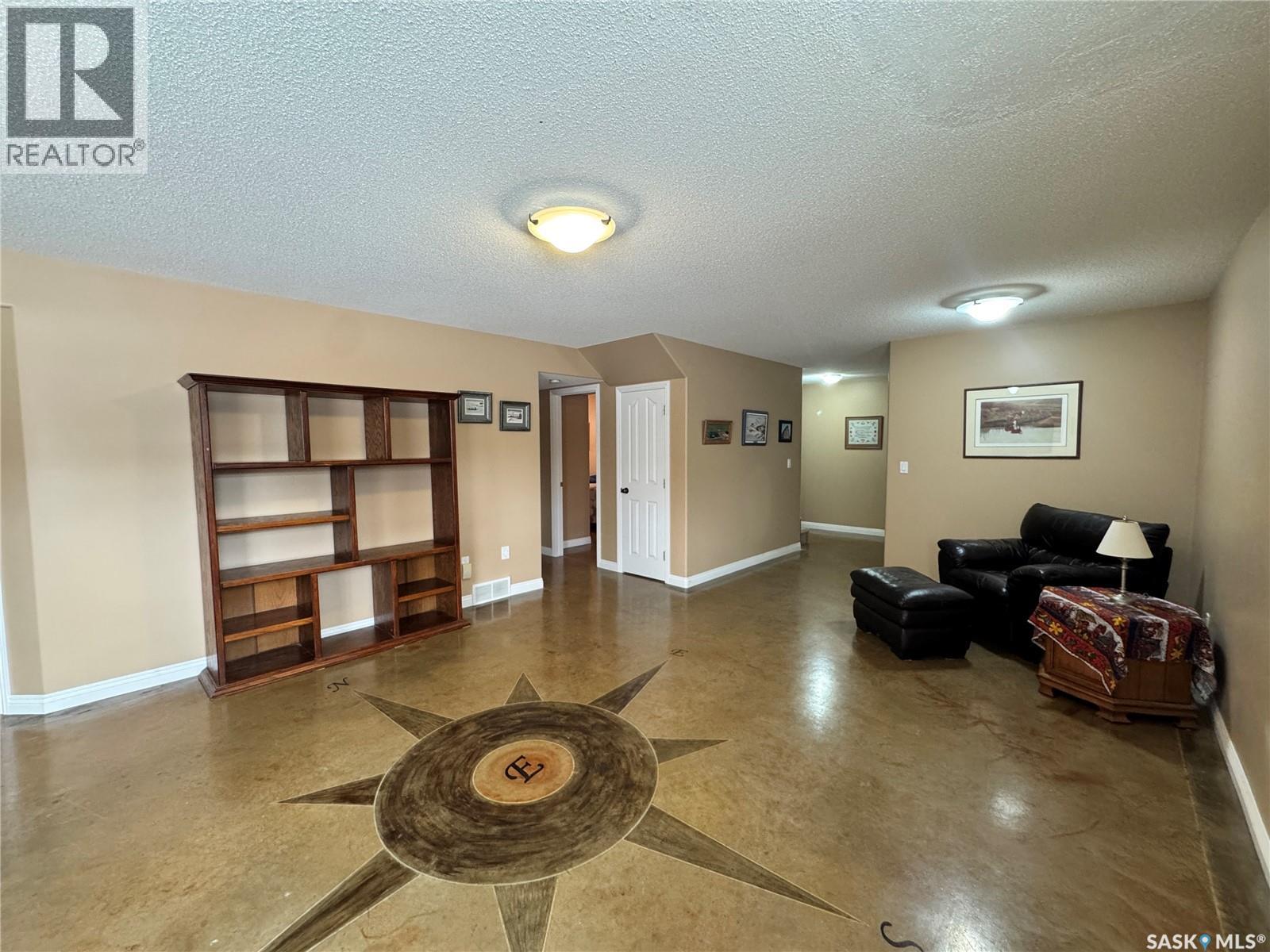 218 5th Avenue E, Biggar, Saskatchewan  S0K 0M0 - Photo 26 - SK034530