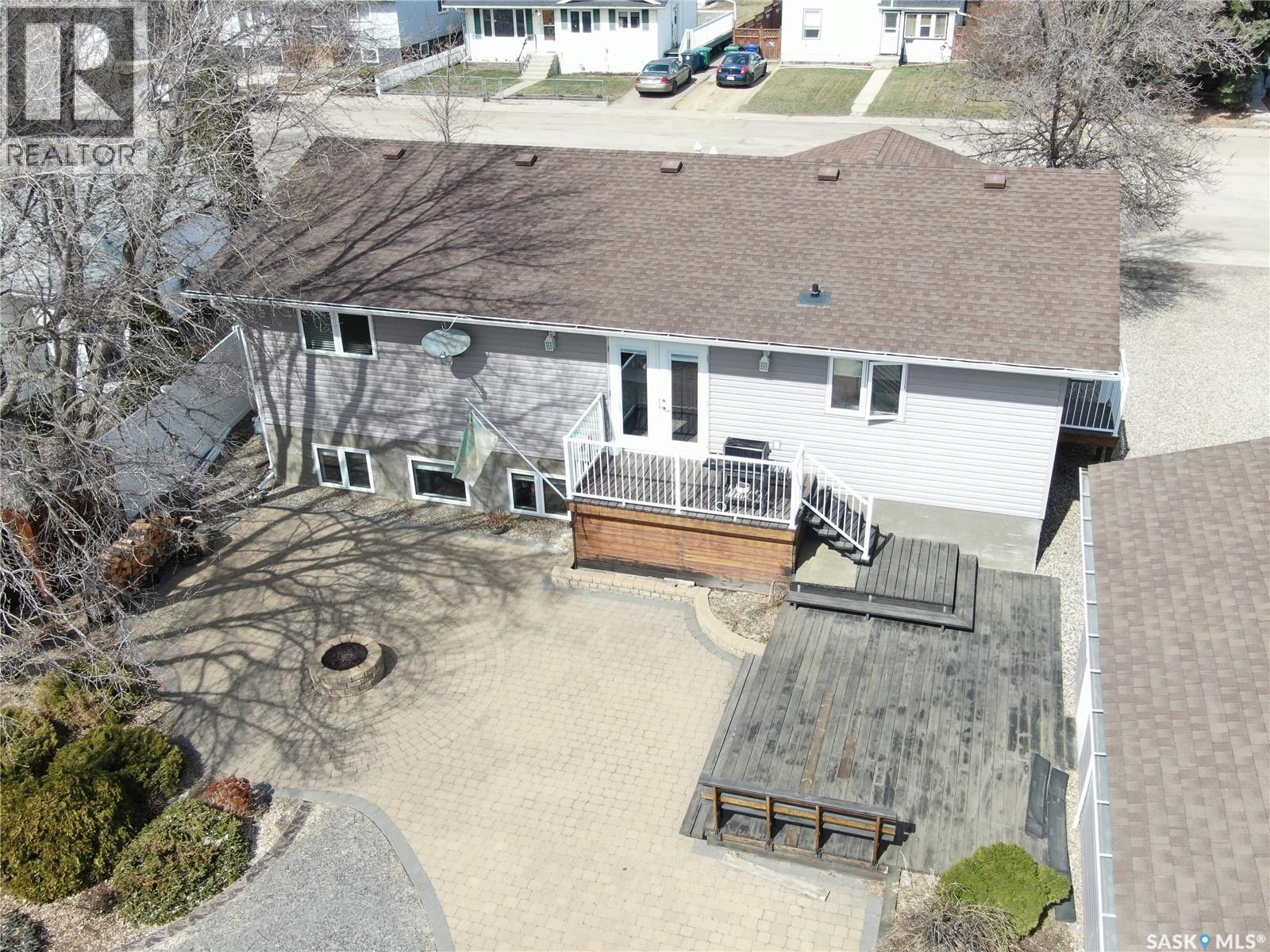 218 5th Avenue E, Biggar, Saskatchewan  S0K 0M0 - Photo 43 - SK034530
