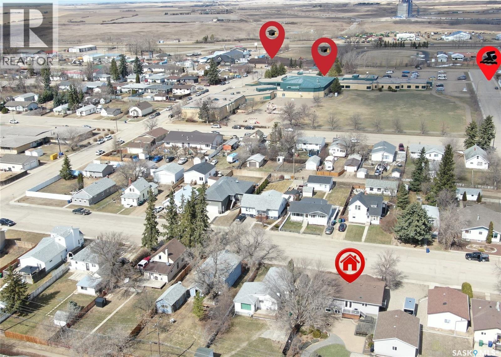 218 5th Avenue E, Biggar, Saskatchewan  S0K 0M0 - Photo 48 - SK034530