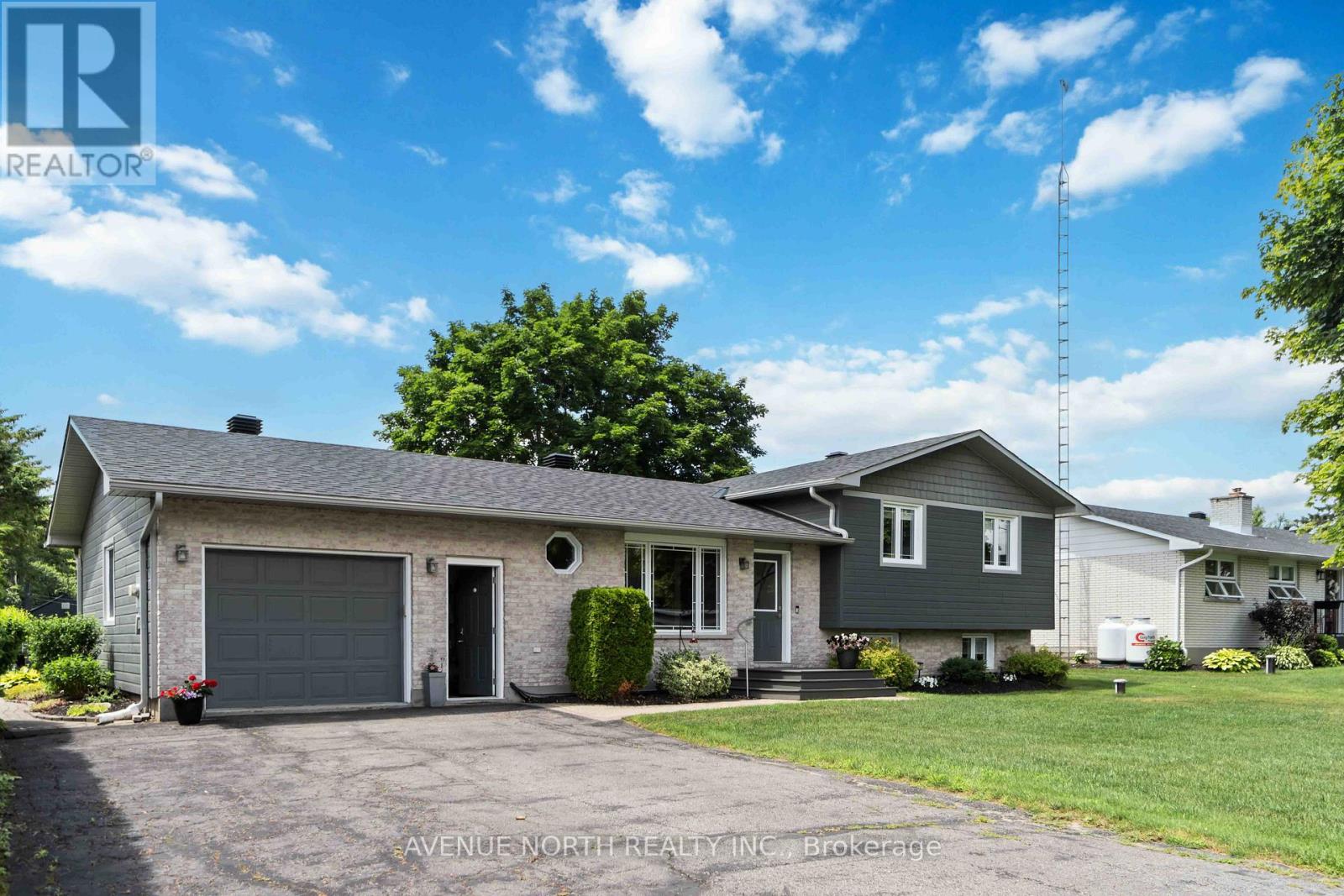 2238 Simms Street, North Dundas, Ontario  K0E 1S0 - Photo 2 - X13071456