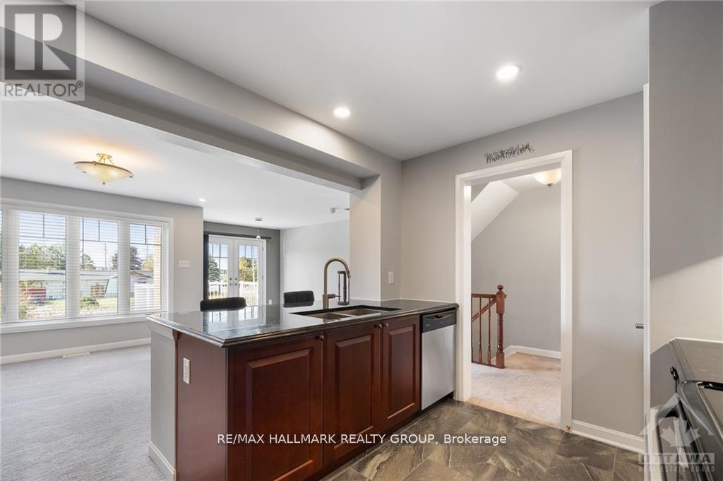 318 Willow Aster Circle, Ottawa, Ontario  K4A 1C6 - Photo 10 - X13071468