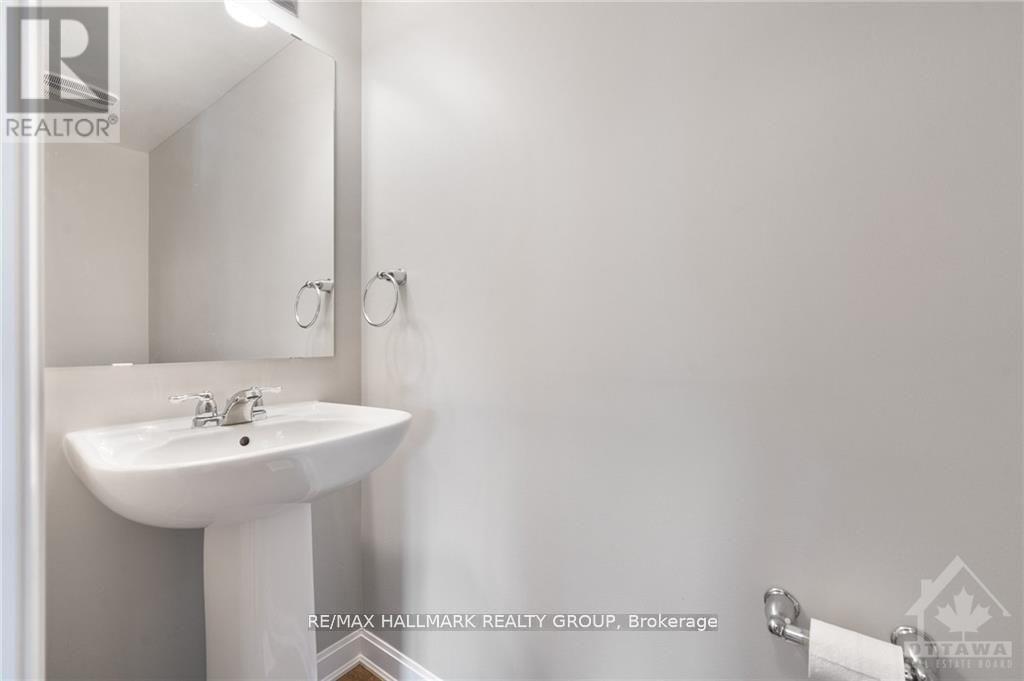 318 Willow Aster Circle, Ottawa, Ontario  K4A 1C6 - Photo 7 - X13071468