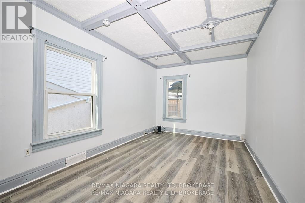 A - 105a Welland Avenue, St. Catharines, Ontario  L2R 2H4 - Photo 14 - X13071322
