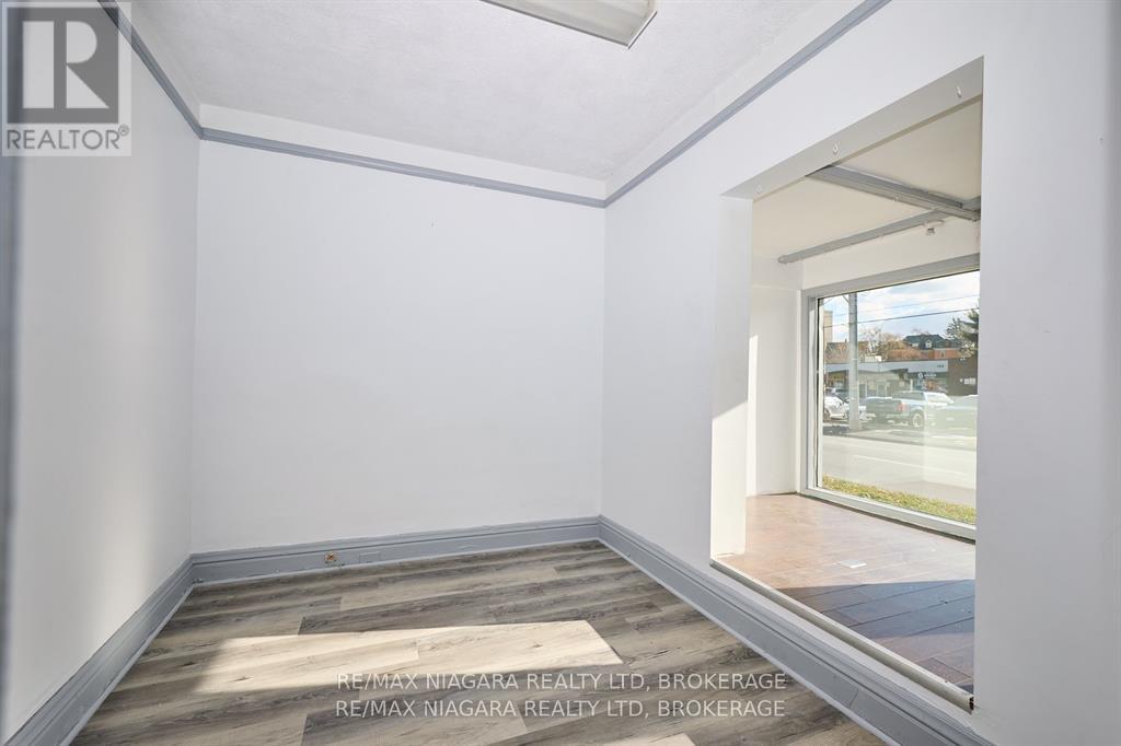 A - 105a Welland Avenue, St. Catharines, Ontario  L2R 2H4 - Photo 7 - X13071322