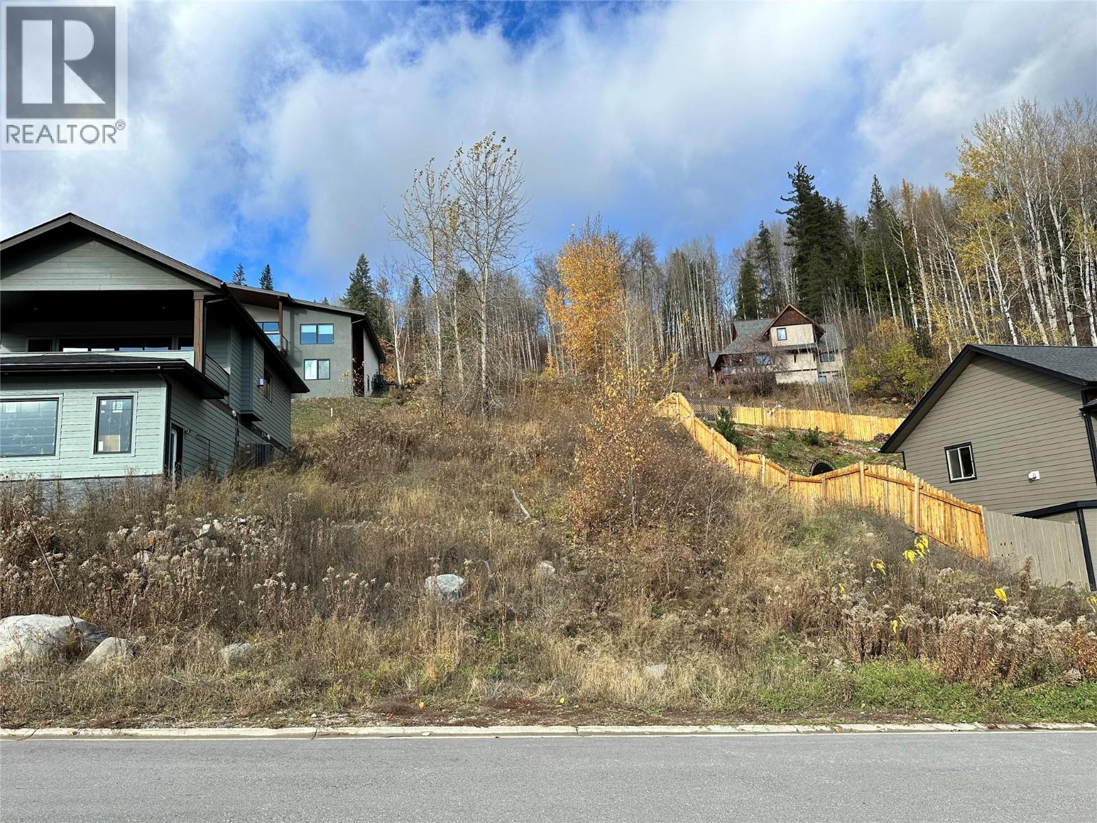 928 Redstone Drive, Rossland, British Columbia  V0G 1Y0 - Photo 1 - 10368875
