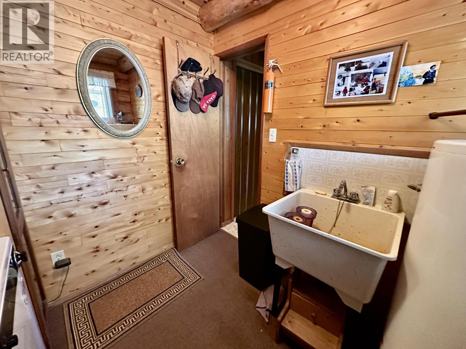 6640 Rayfield Road, 70 Mile House, British Columbia  V0K 2K2 - Photo 22 - R3116407