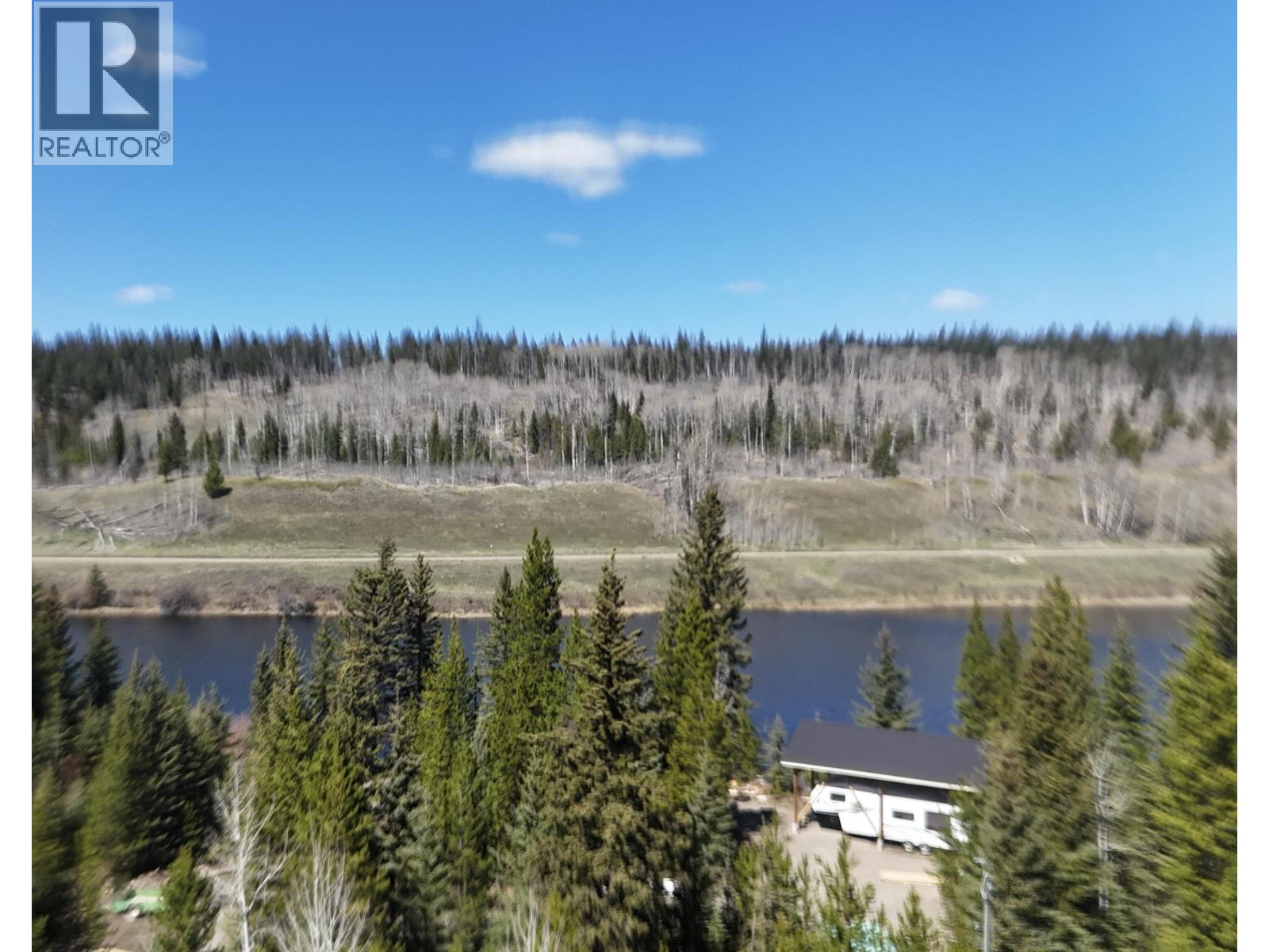 6640 Rayfield Road, 70 Mile House, British Columbia  V0K 2K2 - Photo 32 - R3116407