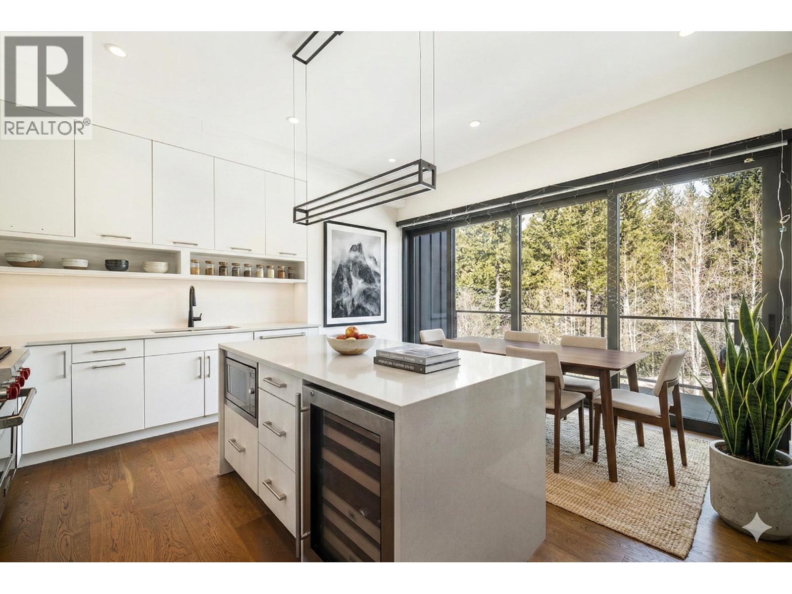 21 1350 Cloudburst Drive, Whistler, British Columbia  V0N 1B1 - Photo 4 - R3118327