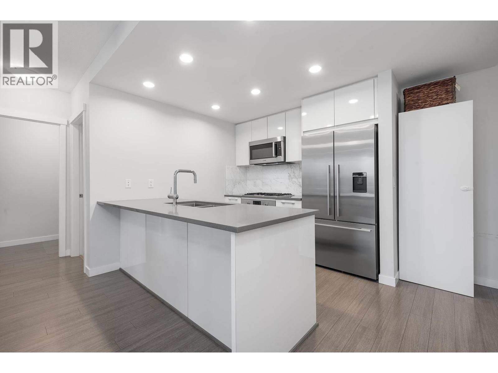 511 3281 E Kent Avenue North Avenue, Vancouver, British Columbia  V5S 0C4 - Photo 11 - R3118330