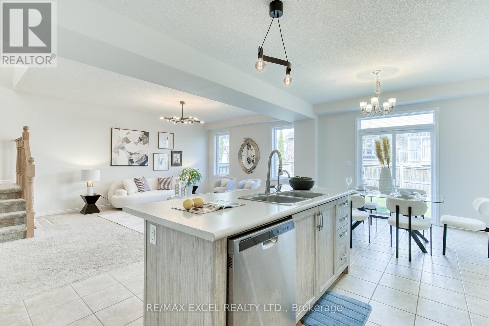 692 Indian Grass Street, Waterloo, Ontario  N2V 0C9 - Photo 12 - X13069152