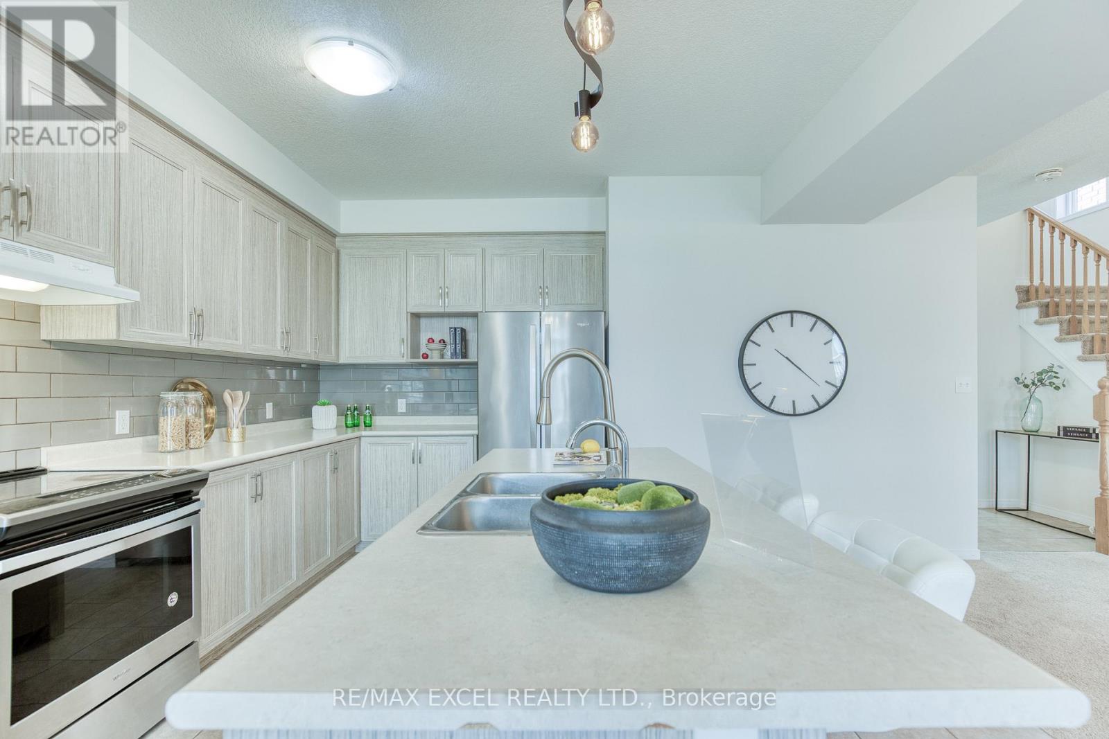 692 Indian Grass Street, Waterloo, Ontario  N2V 0C9 - Photo 17 - X13069152