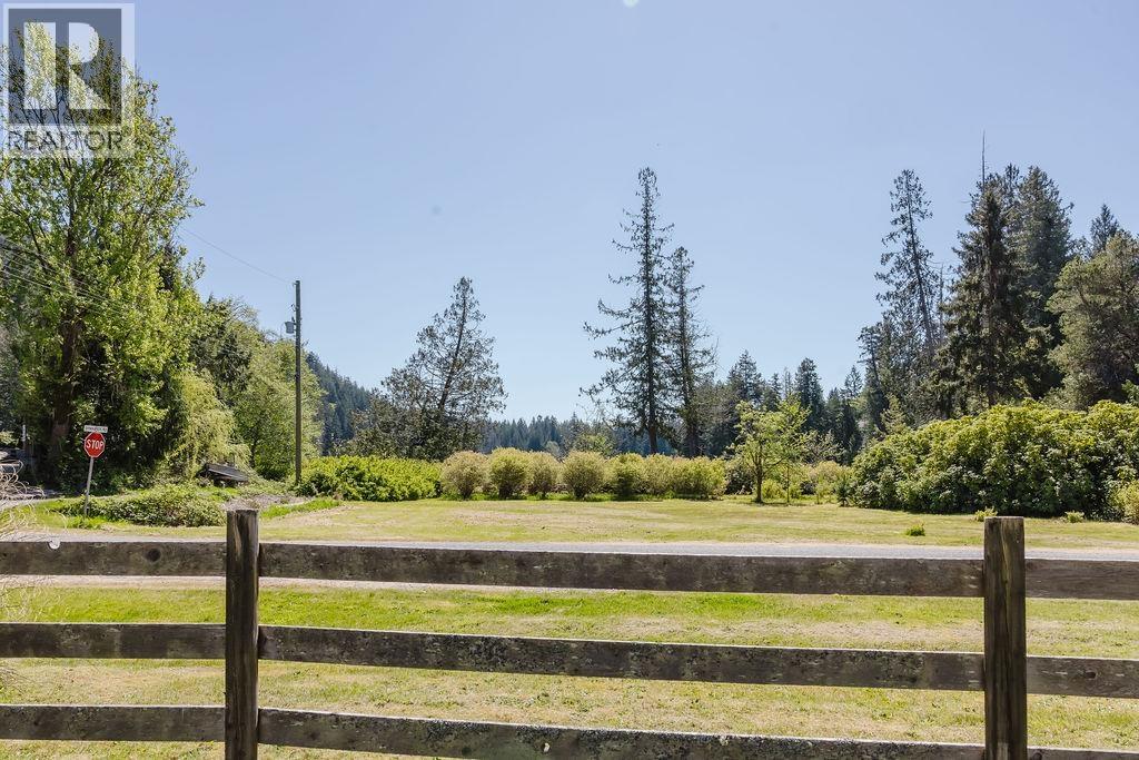 12800 Mainsail Road, Madeira Park, British Columbia  V0N 2H1 - Photo 36 - R3118337