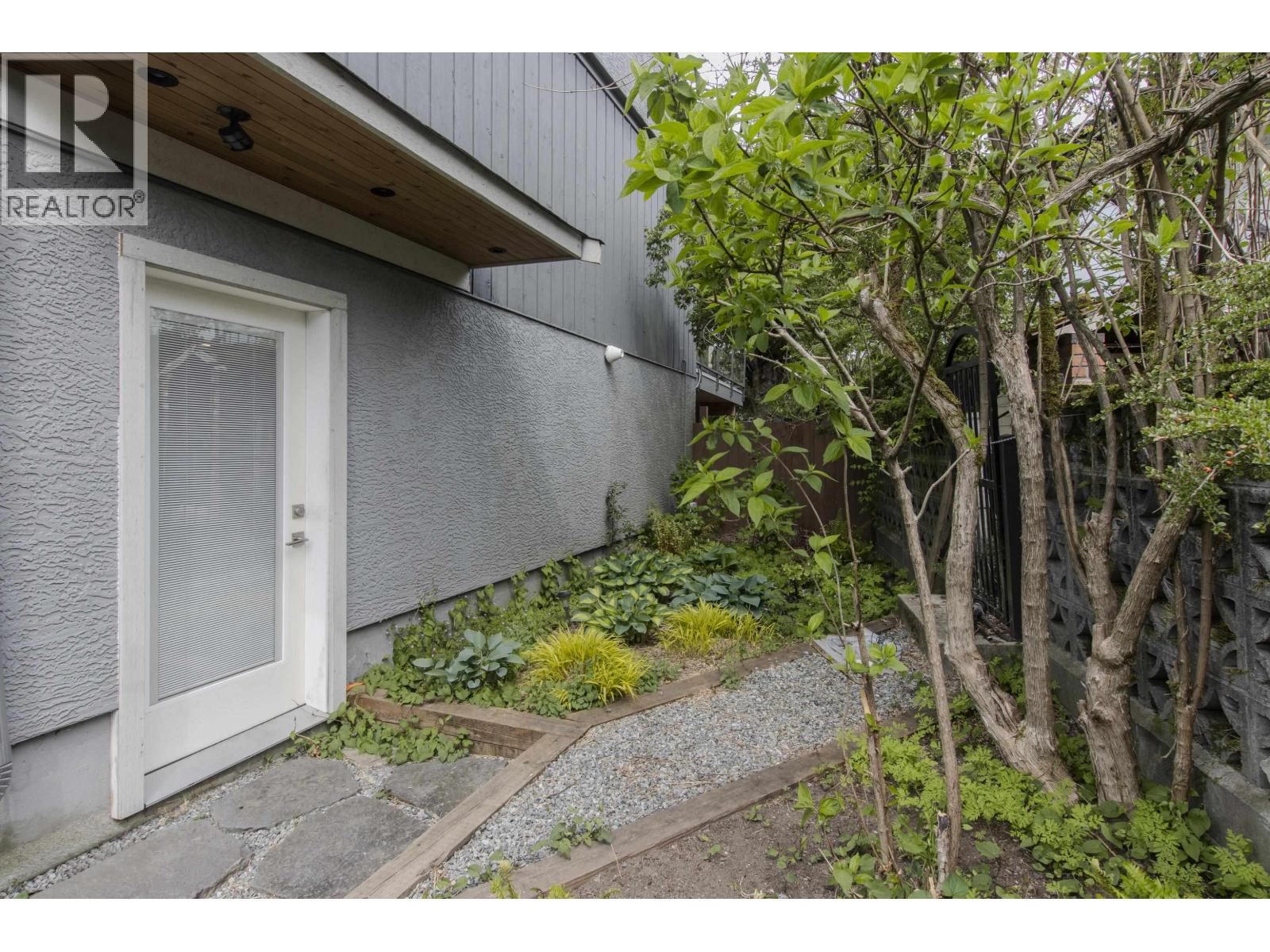 2101 Diamond Road, Squamish, British Columbia  V8B 0G2 - Photo 21 - R3118373