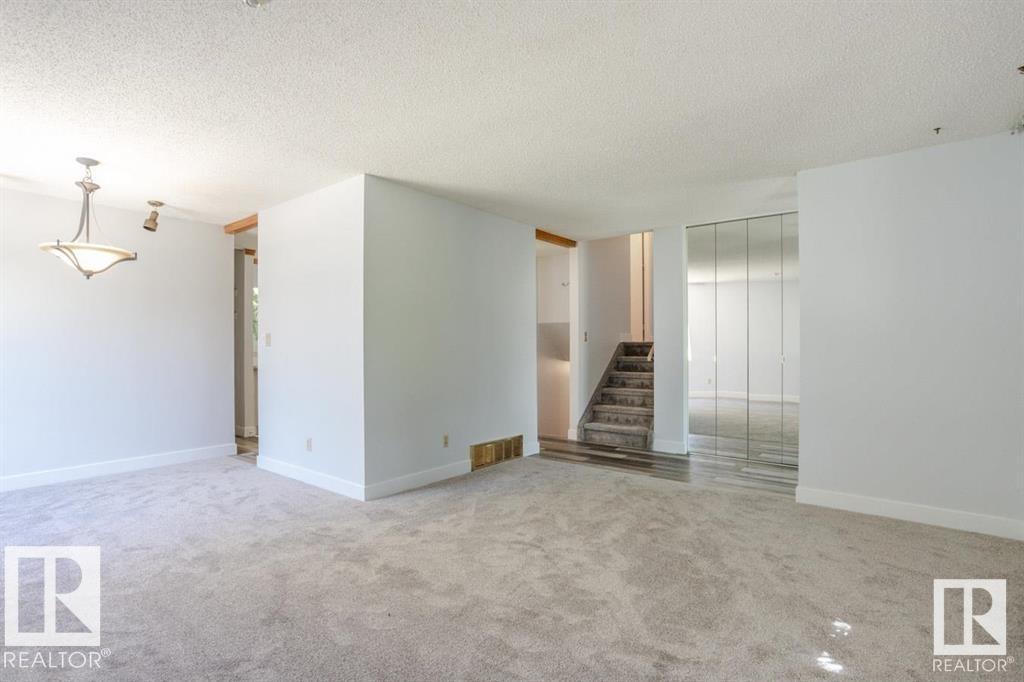 5718 Garden Meadows Drive, Wetaskiwin, Alberta  T9A 2L6 - Photo 4 - E4485269
