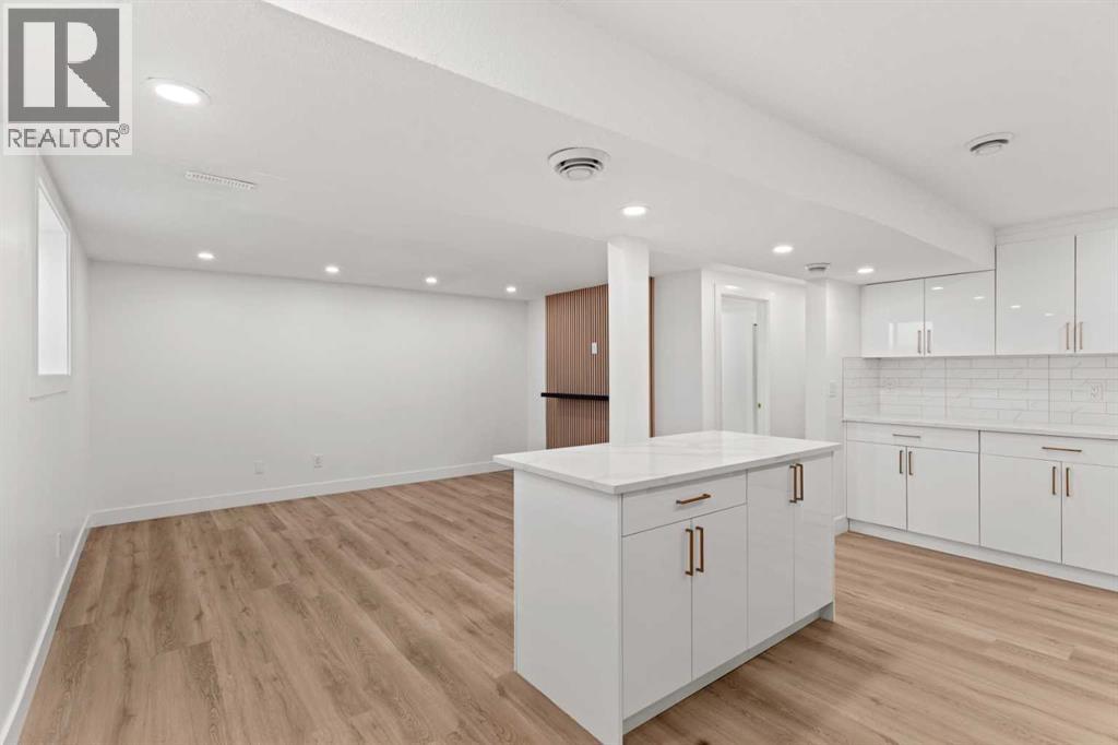 304 Huntbourne Hill Ne, Calgary, Alberta  T2K 3Y4 - Photo 24 - A2305371