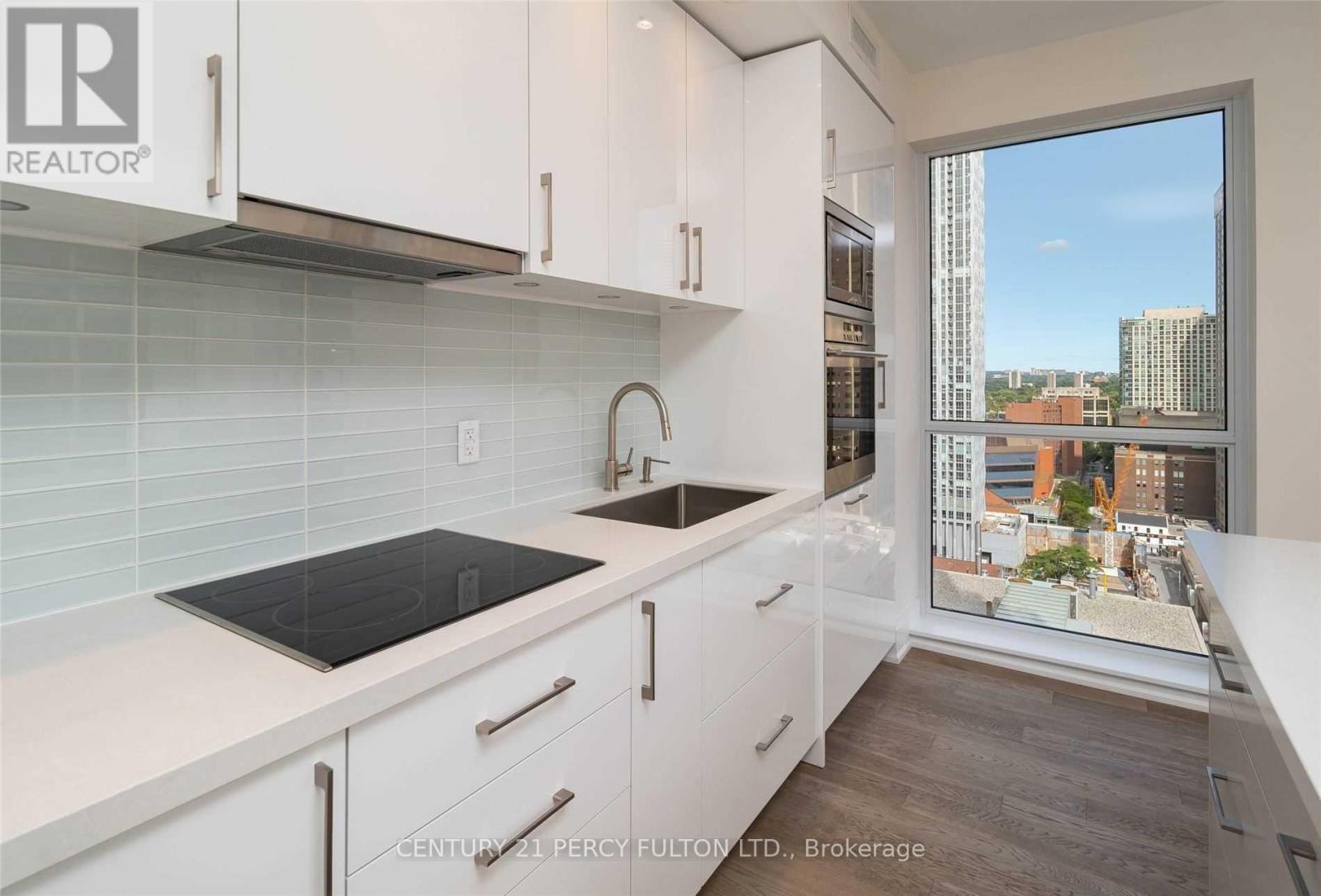 2207 - 88 Cumberland Street, Toronto, Ontario  M5R 1A3 - Photo 9 - C13071390