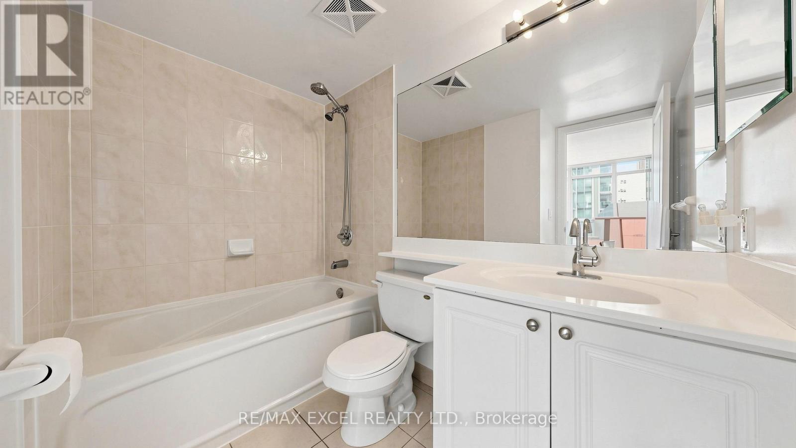 916 - 35 Bales Avenue, Toronto, Ontario  M2N 7L7 - Photo 34 - C13071404