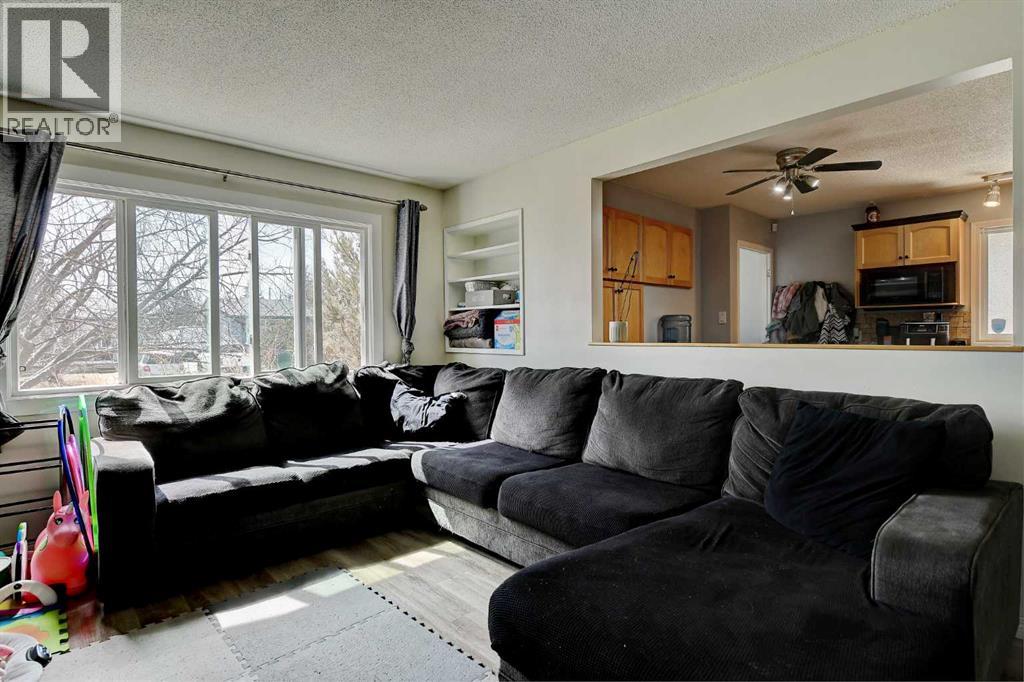 9332 112a Street, Grande Prairie, Alberta  T8V 1W1 - Photo 8 - A2306842
