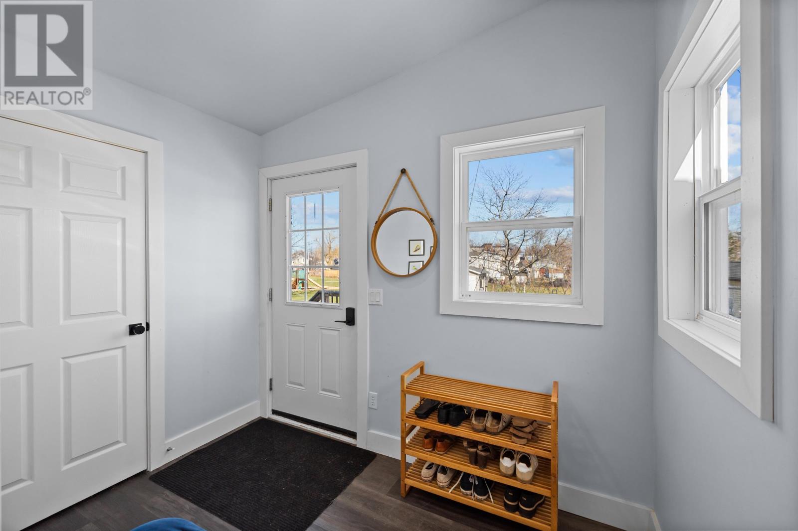 9 Desbrisay, Charlottetown, Prince Edward Island  C1A 4H1 - Photo 3 - 202609407
