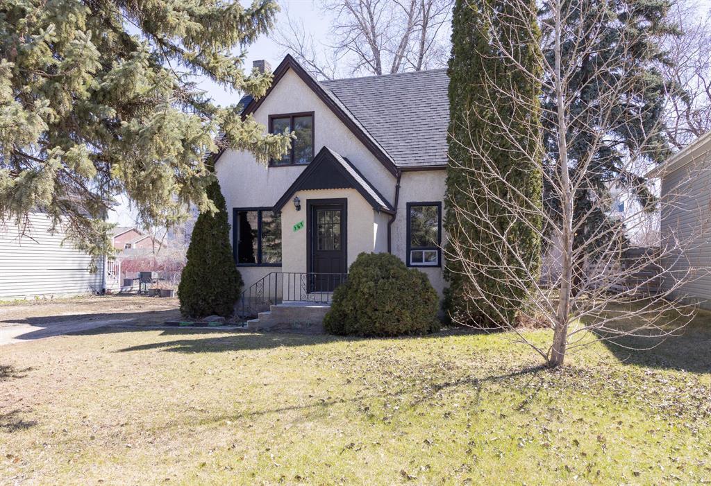 167 Home Street N, Steinbach, Manitoba