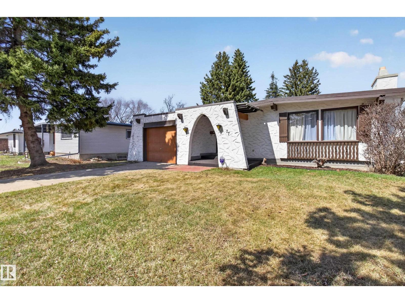 77 Garnet Cr, Sherwood Park, Alberta  T8A 2S1 - Photo 3 - E4485277