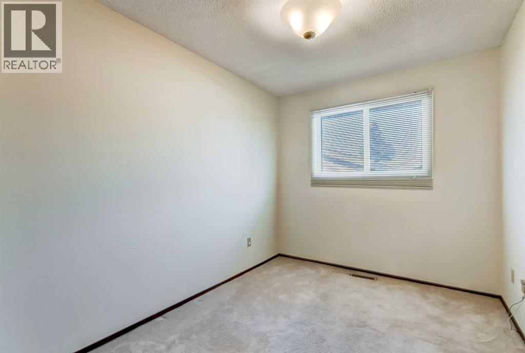 4620 31 Avenue NE, Calgary, Alberta  T1Y 1G9 - Photo 16 - A2288481