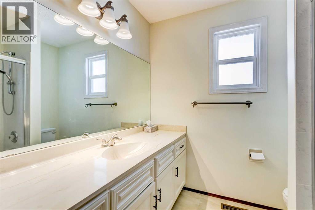 4620 31 Avenue NE, Calgary, Alberta  T1Y 1G9 - Photo 18 - A2288481