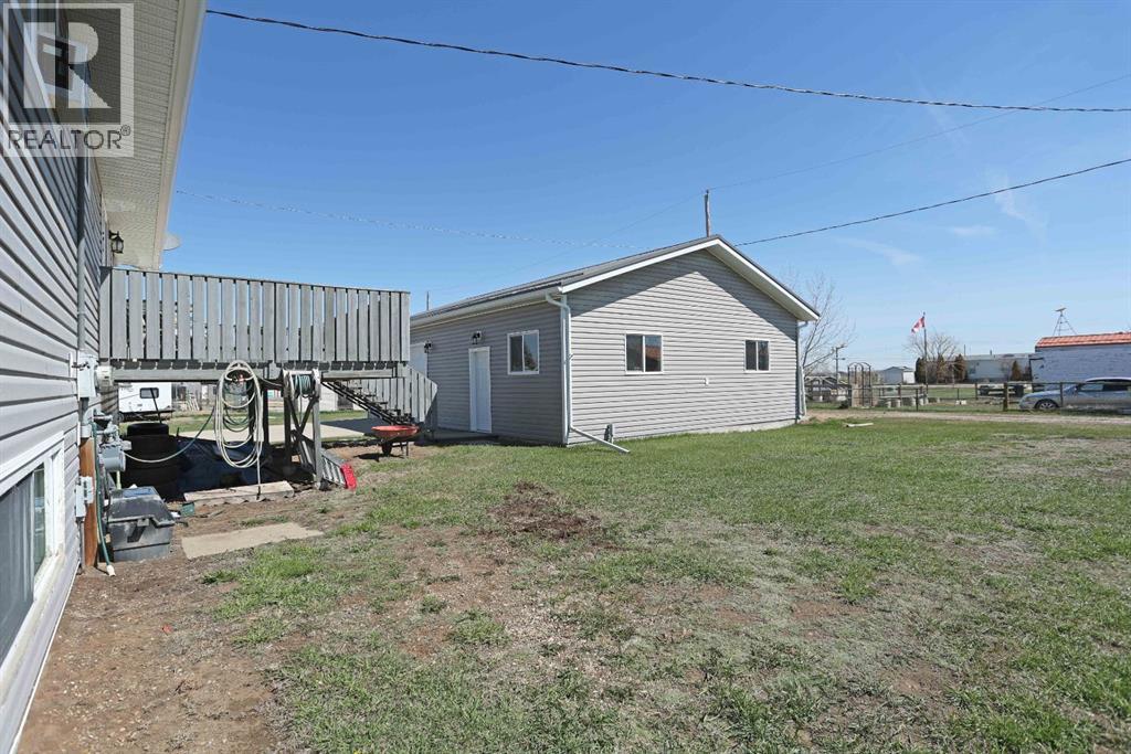 213 Centre Street, Patricia, Alberta  T0J 2K0 - Photo 37 - A2306525