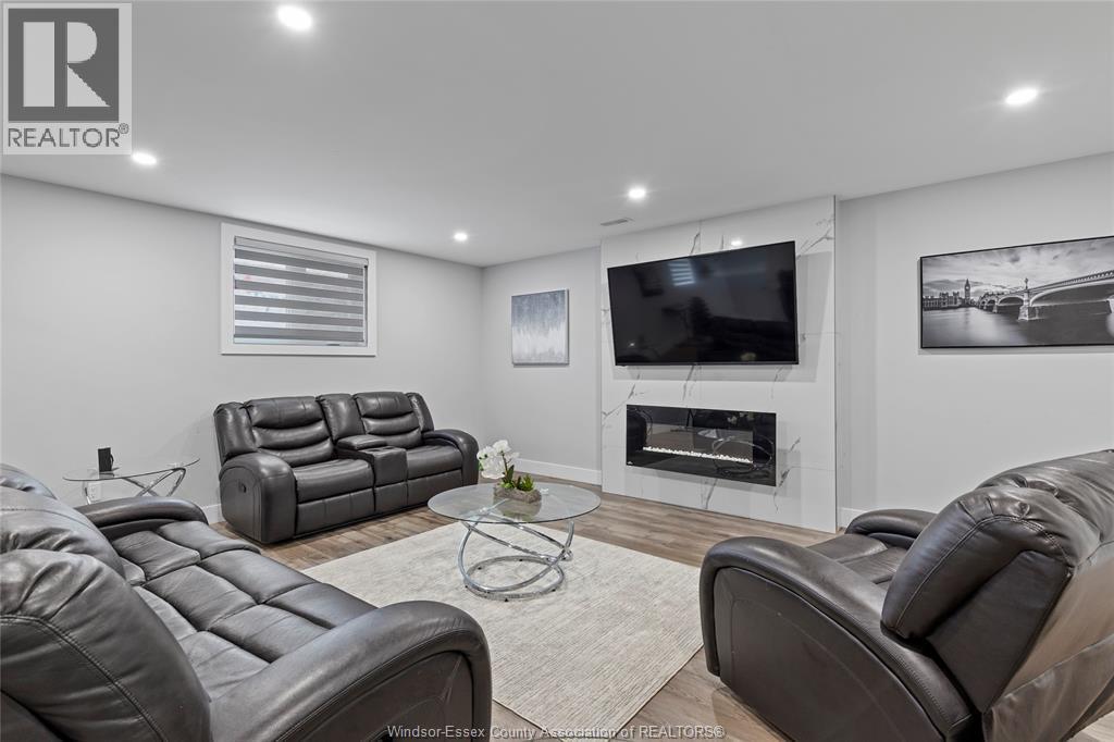 1067 Maple, Kingsville, Ontario  N9Y 3T5 - Photo 22 - 26009841