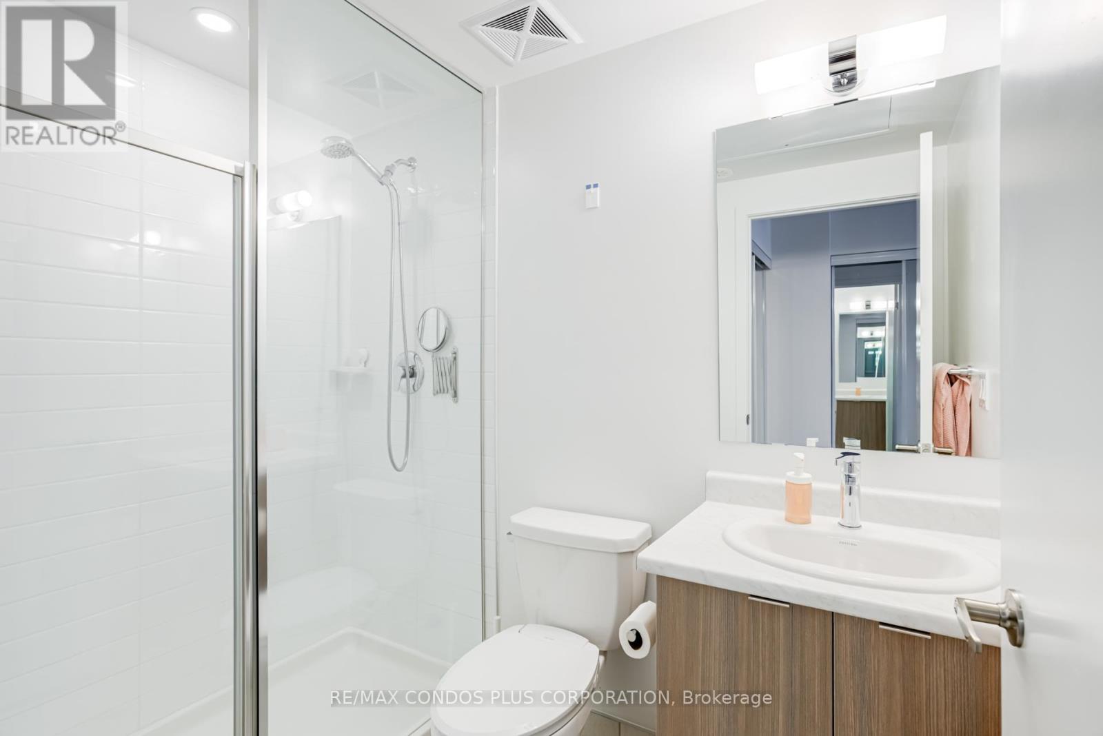 201 - 100 Canon Jackson Drive, Toronto, Ontario  M6M 0C1 - Photo 10 - W13071332