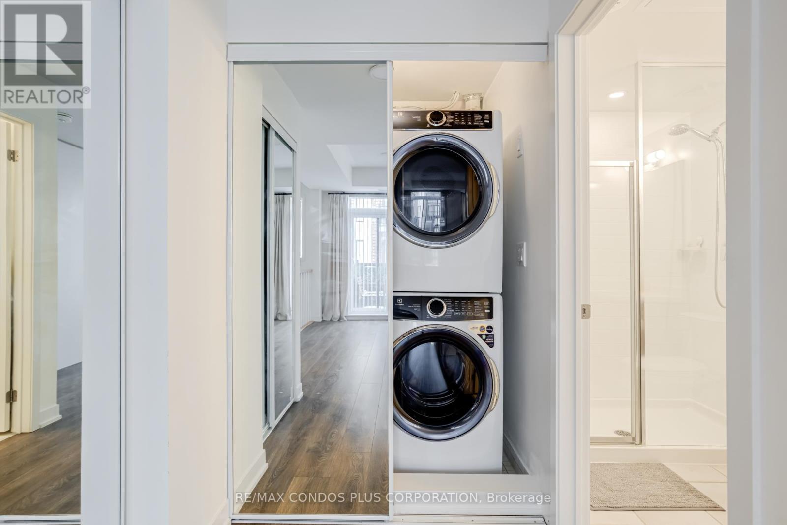 201 - 100 Canon Jackson Drive, Toronto, Ontario  M6M 0C1 - Photo 13 - W13071332