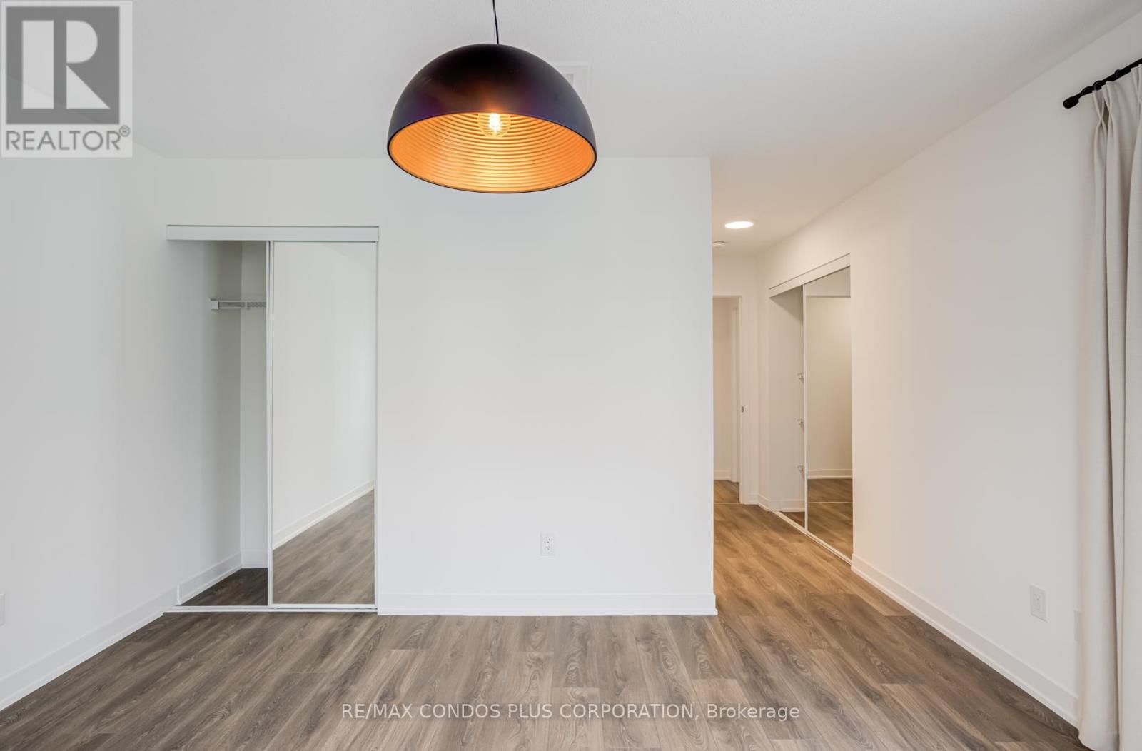 201 - 100 Canon Jackson Drive, Toronto, Ontario  M6M 0C1 - Photo 18 - W13071332