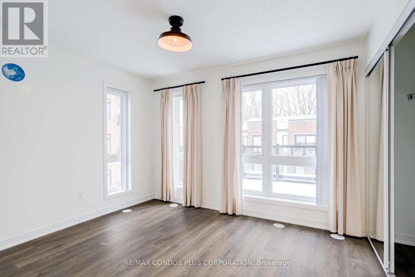 201 - 100 Canon Jackson Drive, Toronto, Ontario  M6M 0C1 - Photo 22 - W13071332