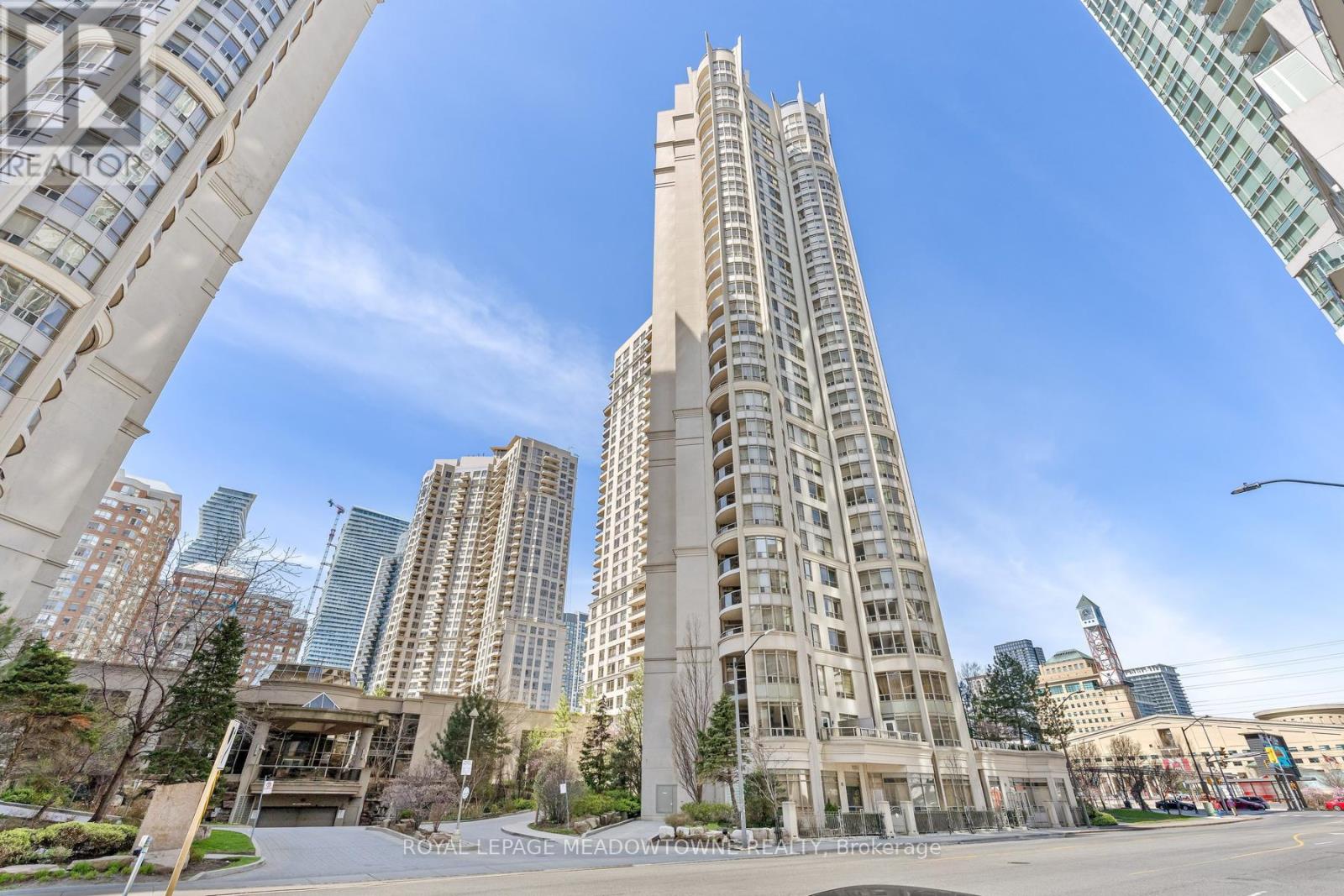 1030 - 3888 DUKE OF YORK BOULEVARD, Mississauga, Ontario