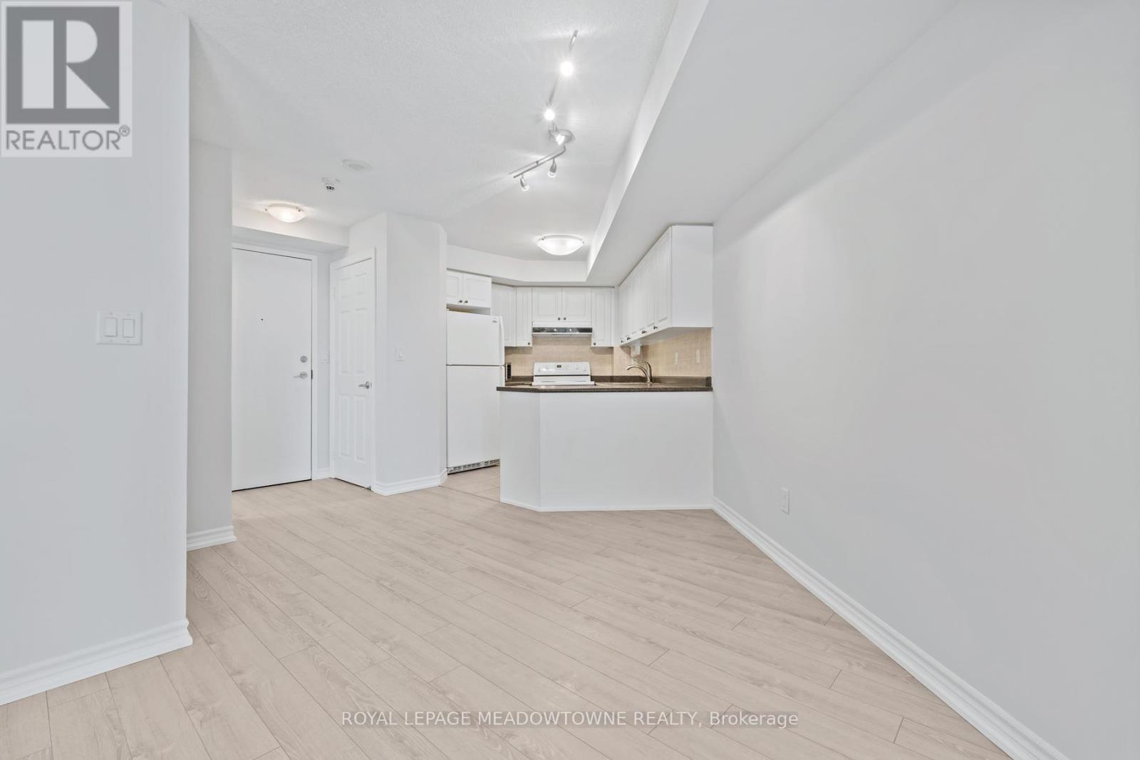 1030 - 3888 Duke Of York Boulevard, Mississauga, Ontario  L5B 4P5 - Photo 13 - W13071370