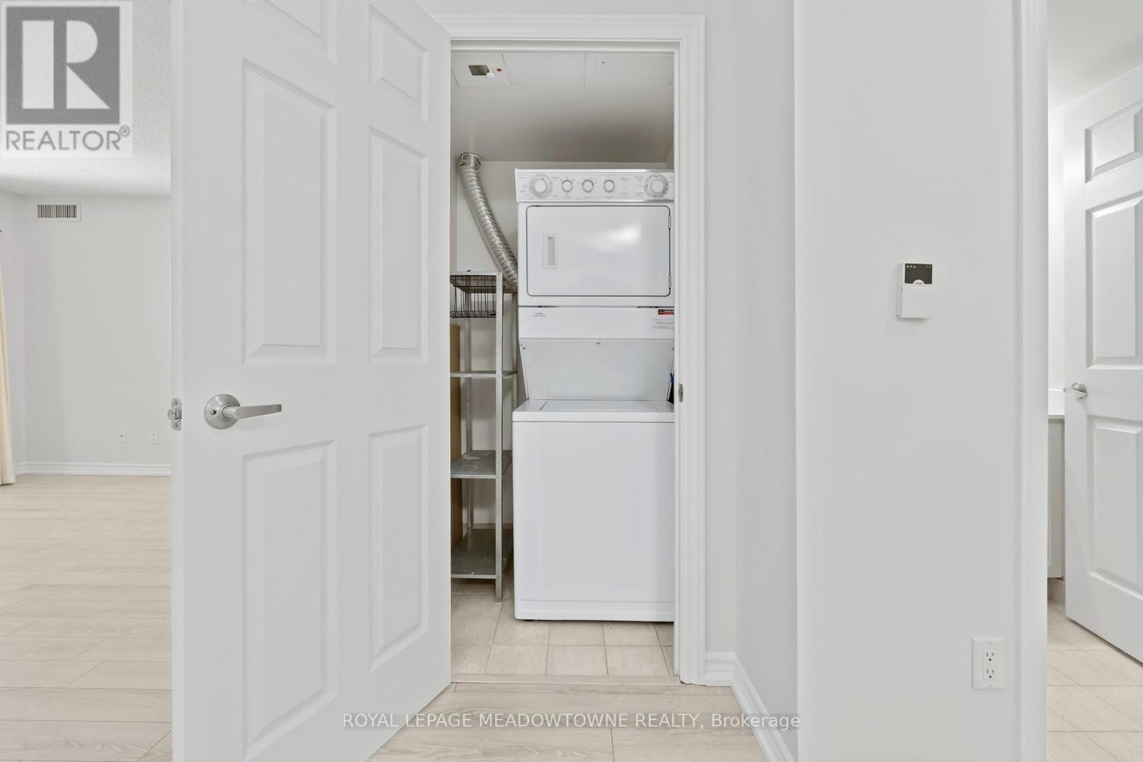 1030 - 3888 Duke Of York Boulevard, Mississauga, Ontario  L5B 4P5 - Photo 8 - W13071370