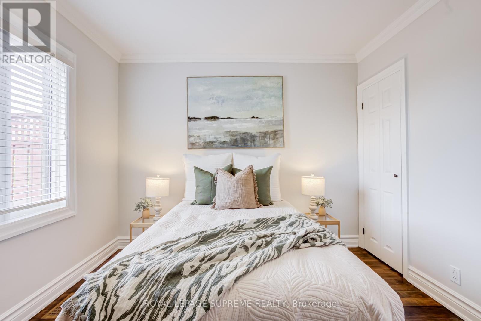 18 Fairweather Road, Toronto, Ontario  M6M 4C7 - Photo 21 - W13071380