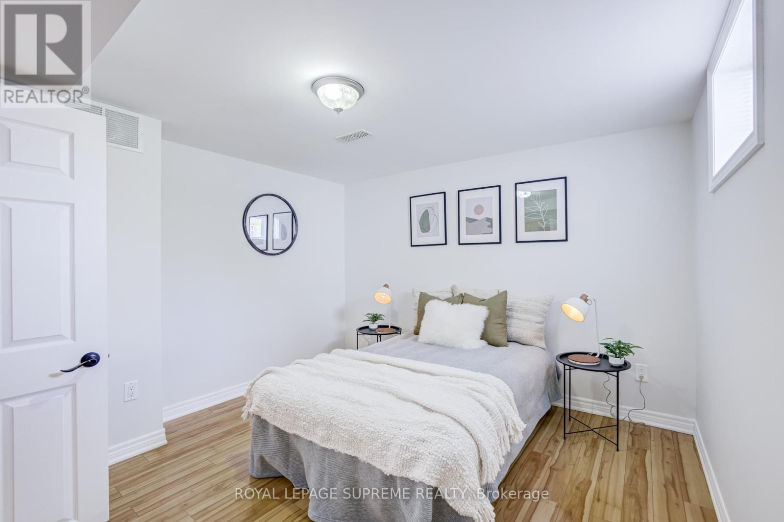 18 Fairweather Road, Toronto, Ontario  M6M 4C7 - Photo 28 - W13071380