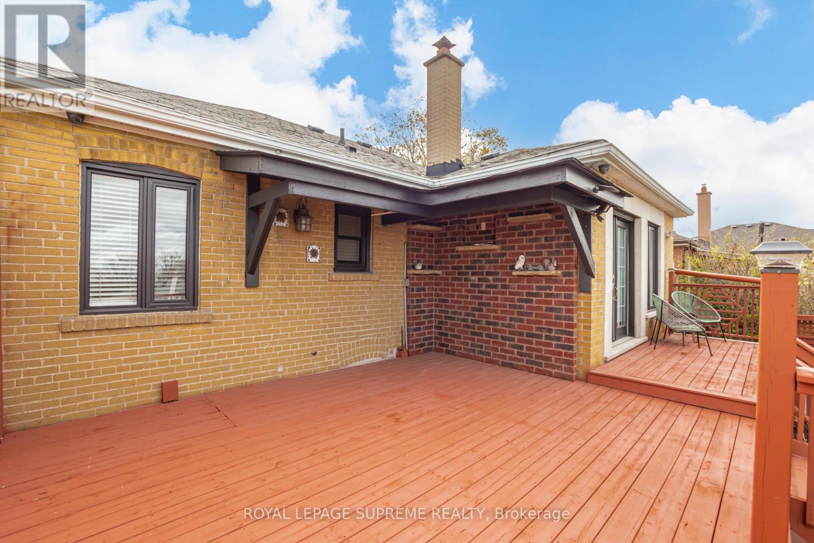 18 Fairweather Road, Toronto, Ontario  M6M 4C7 - Photo 40 - W13071380