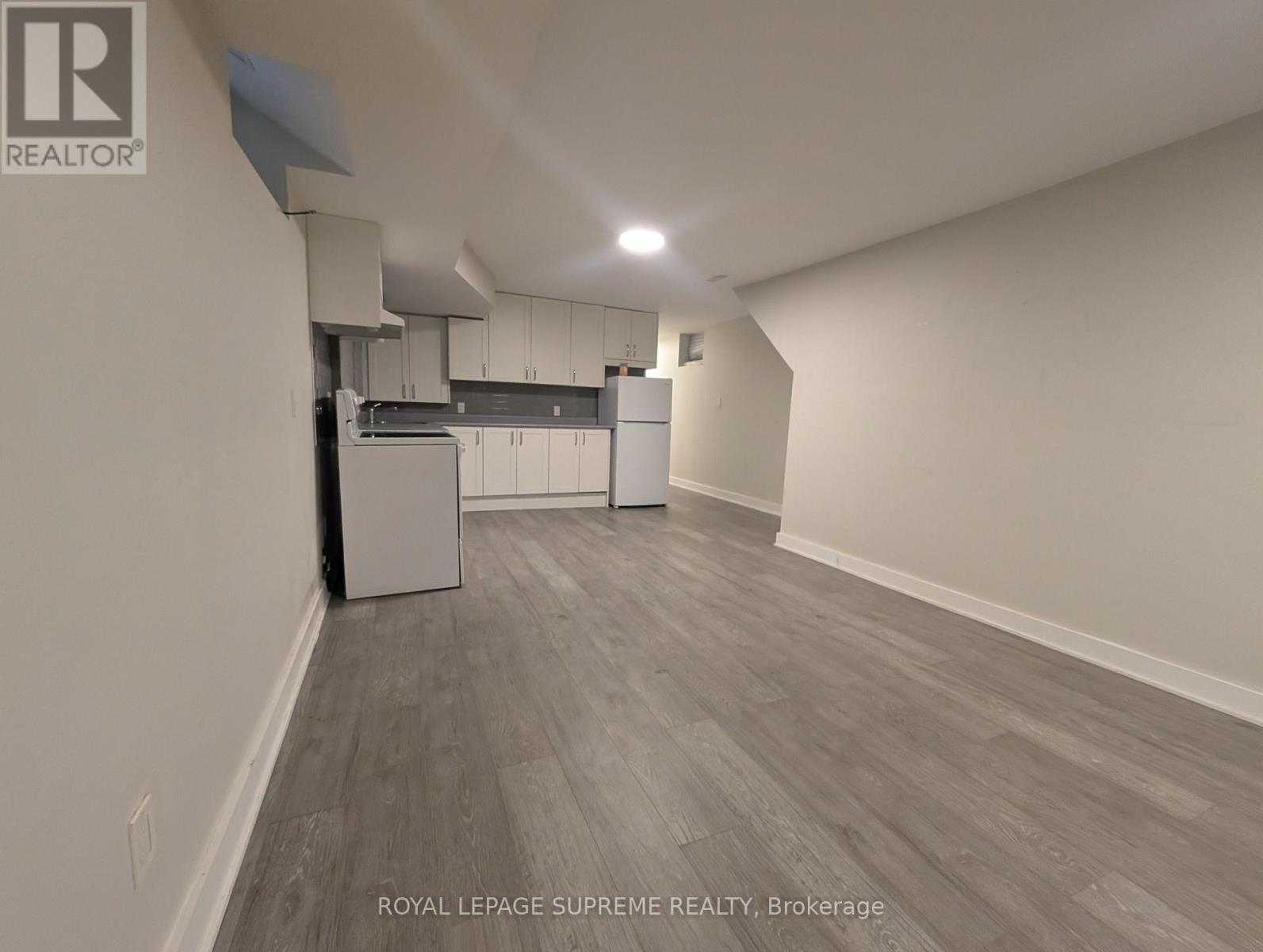 Lower - 2132 Dundas Street, Toronto, Ontario  M6R 1X2 - Photo 7 - W13071400