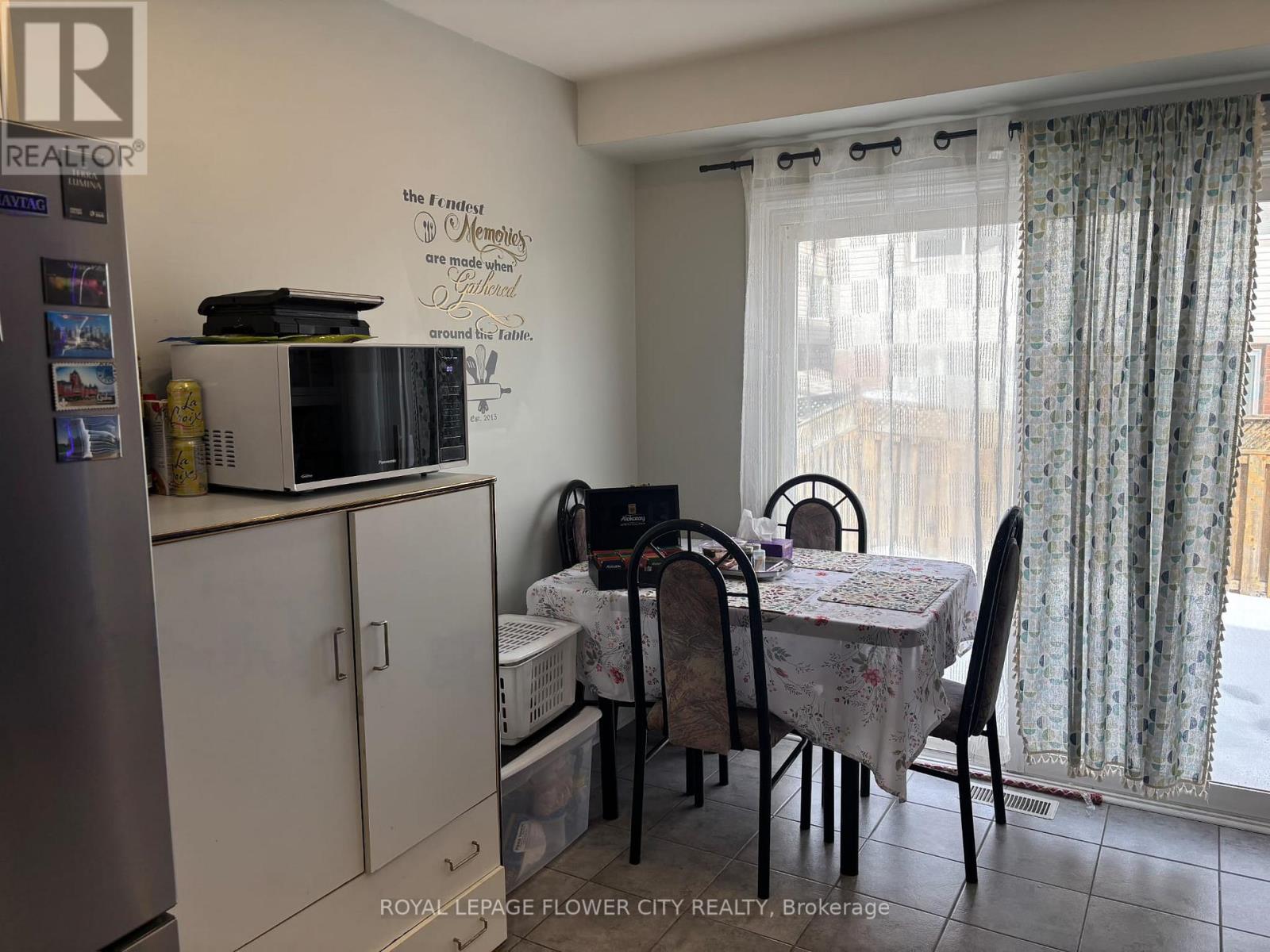 10 Vista Green Crescent, Brampton, Ontario  L7A 2S3 - Photo 7 - W13071414