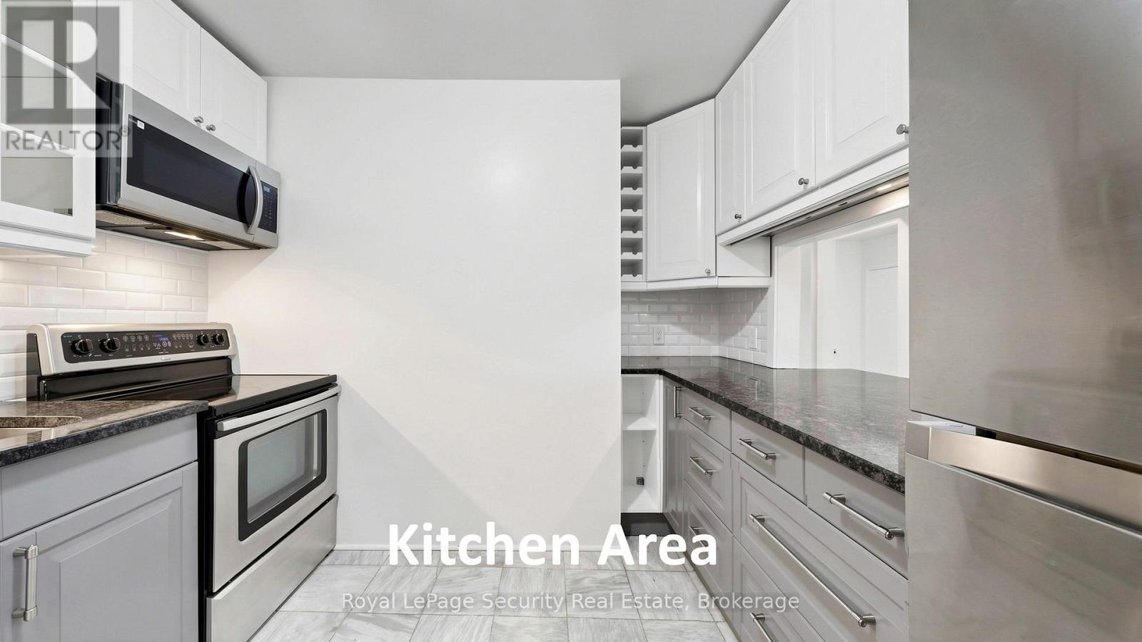 #208 - 35 Raglan Avenue, Toronto, Ontario  M6C 2K7 - Photo 20 - C13021354